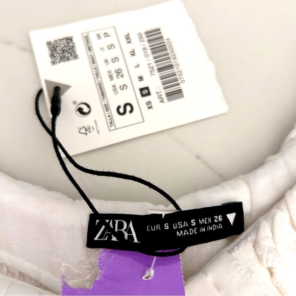 🌸2 for $40 NWT Zara Embroidered Eyelet Lace Ruffle Crop Top White Size S - Picture 7 of 17